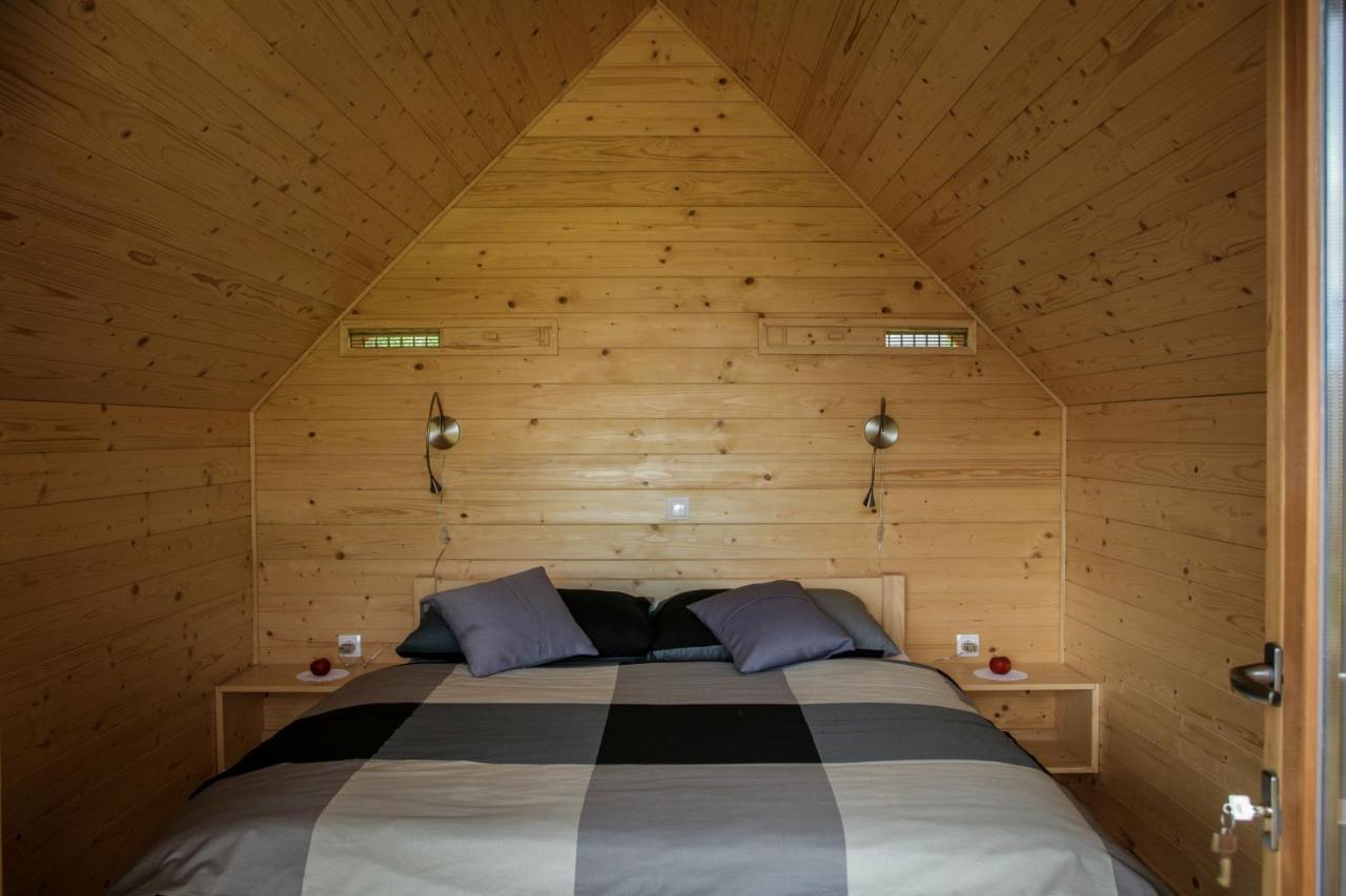 Glamping Kranjc 호텔 코바리드 외부 사진